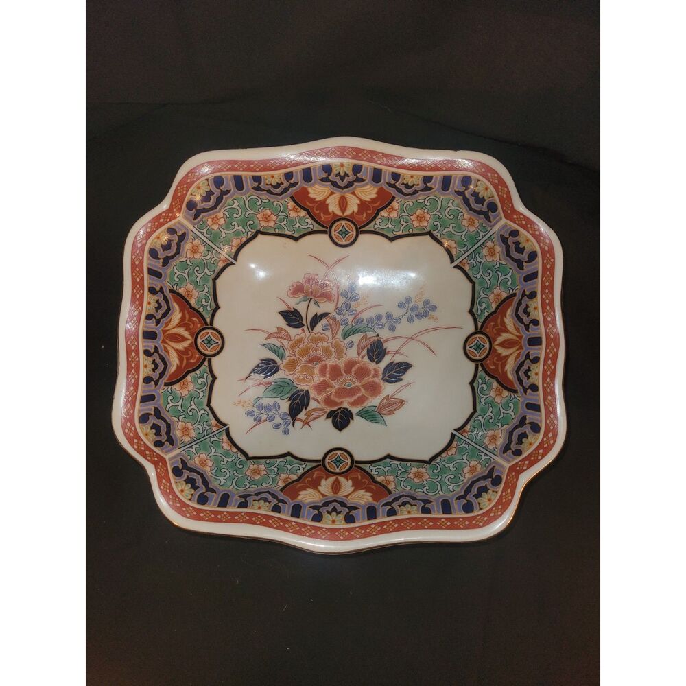 Vintage Japanese Imari Porcelain Scalloped Bowl - Hand Painted Floral Arita Ware